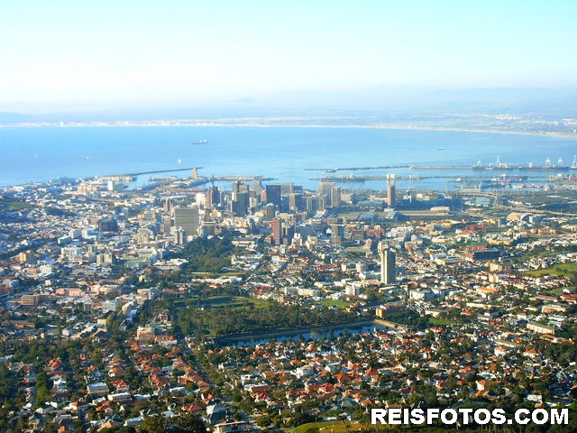 Uitzicht vanaf de Tafelberg.
