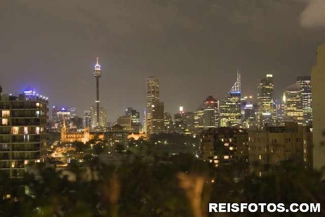 Skyline CBD Sydney by night